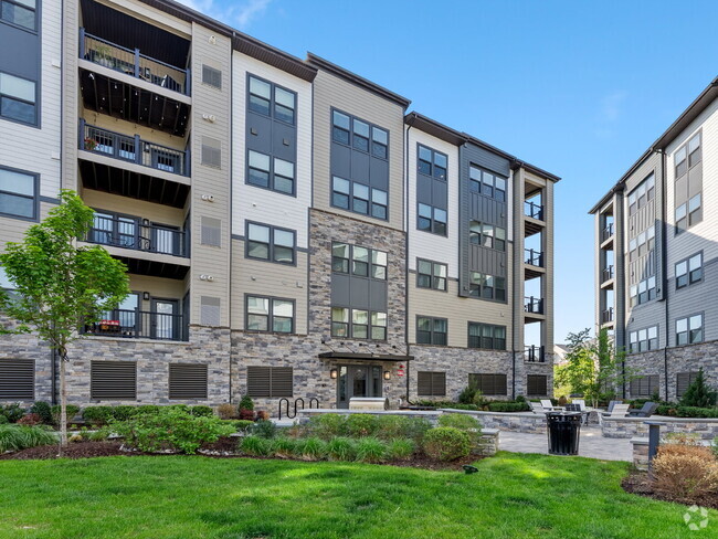 Building Photo - 12865 Mosaic Pk Wy Unit V Rental