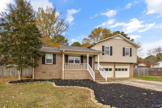 Photo - 235 Usher Rd