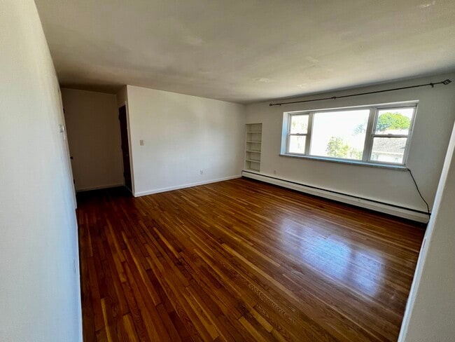 Photo - 671 River St Unit 1L
