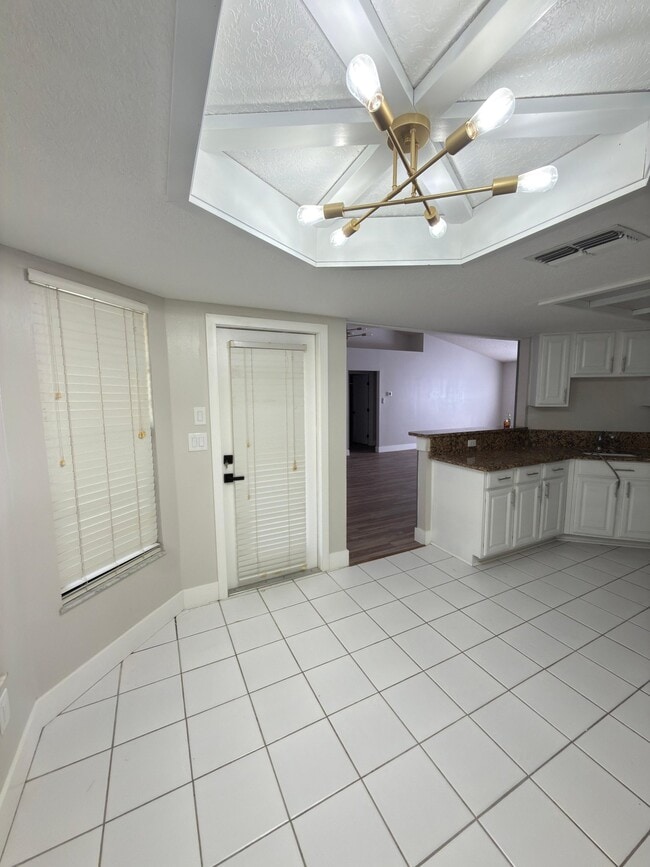 Photo - 9132 Remington Dr