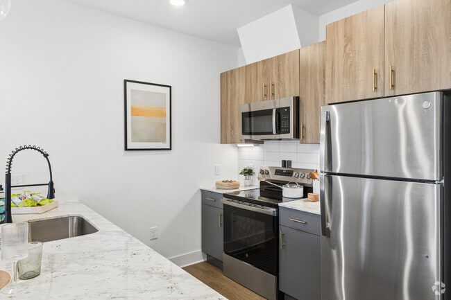 Trek - 1BR, 1BA - 835SF - Kitchen