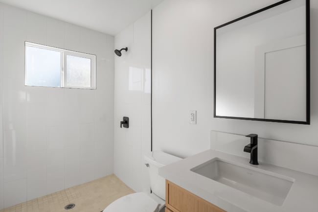 Photo - 3724 Acacia St Unidad Building A 1