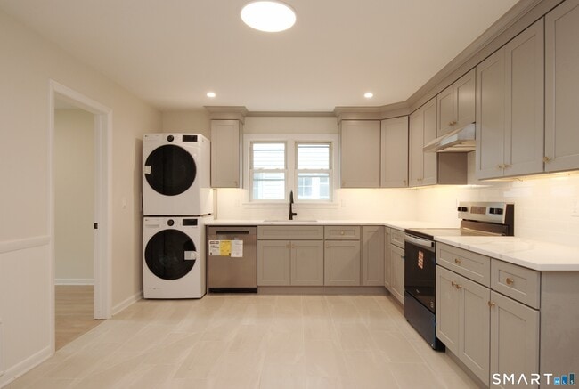 Building Photo - 306 Courtland Ave Unit 2