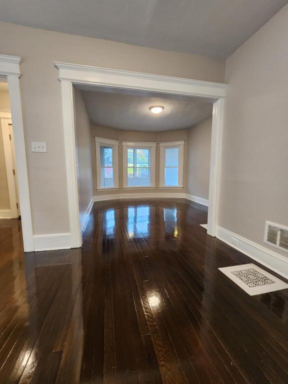 Photo - 1723 W Genesee St