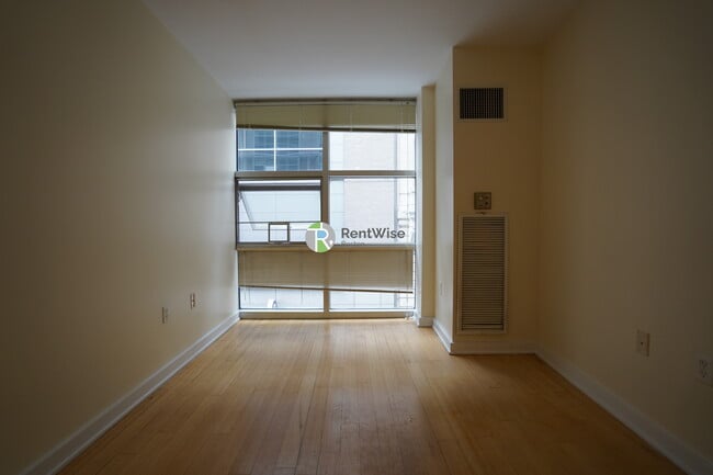 Photo - 40 Boylston St Unit 403