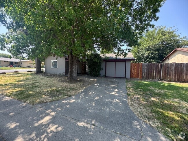Building Photo - Updated Three Bedroom Corner Lot Home