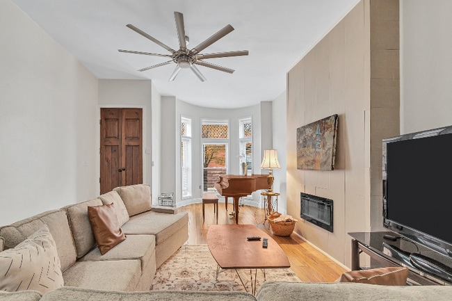 Building Photo - 2303 N Calvert St