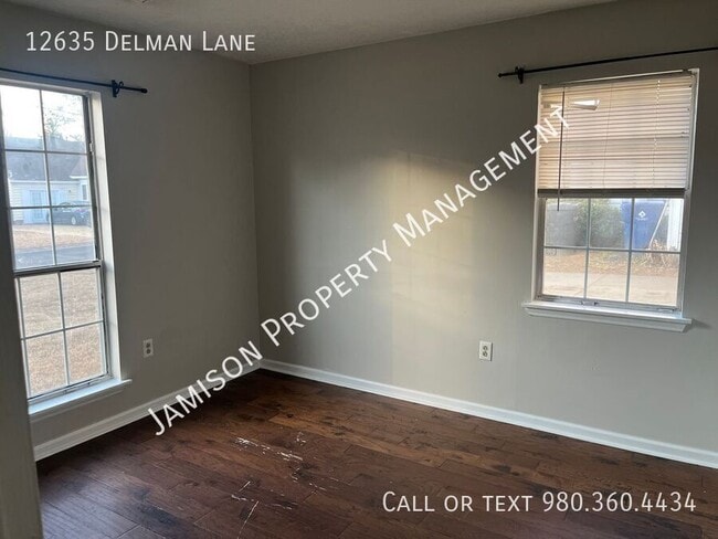 Photo - 12635 Delman Ln