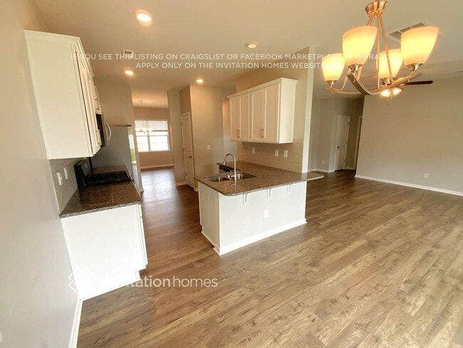 Photo - 142 Cherry Birch St