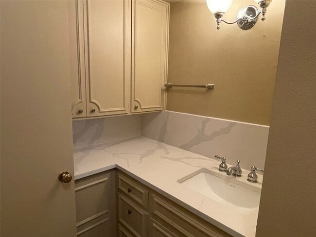 Photo - 1324 Cortlandt St Unidad 1