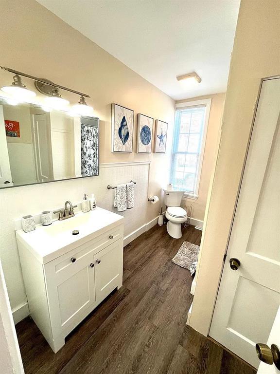 Photo - 191 Coggeshall Ave