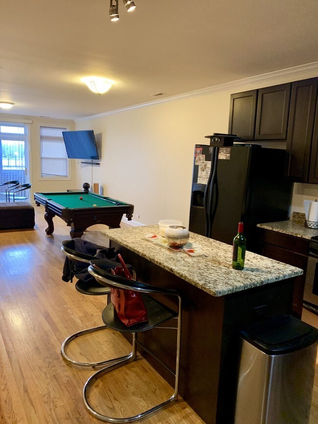 Photo - 2006 W Warren Blvd Unit 5SW