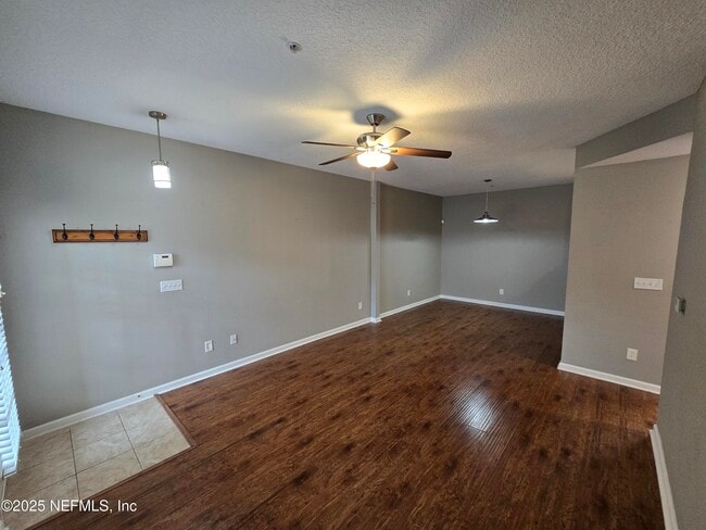 Photo - 575 Oakleaf Plantation Pkwy Unit 903