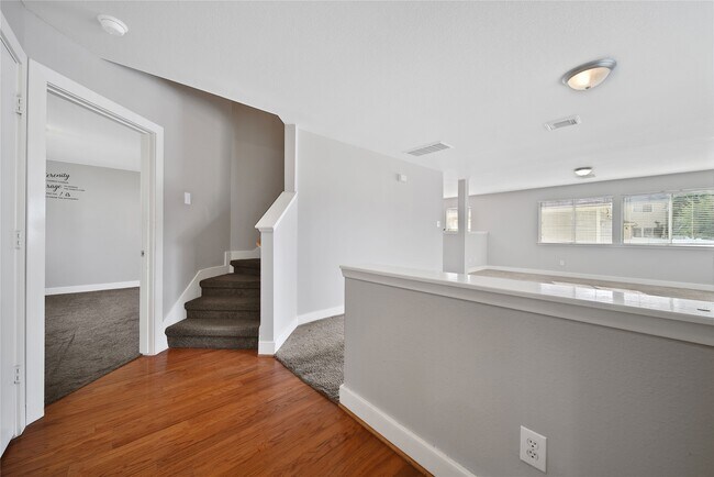 Photo - 11940 Chanteloup Dr