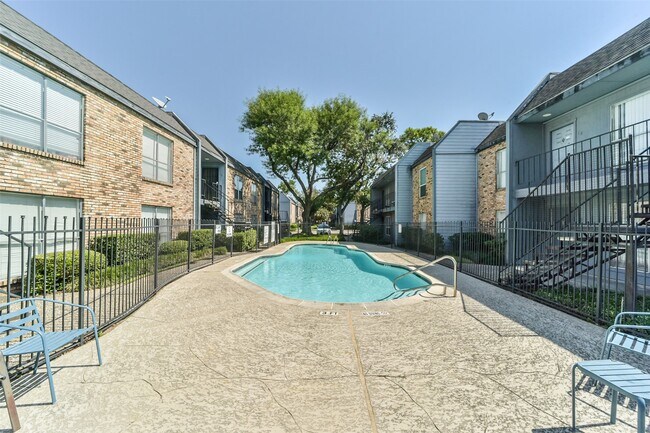 Building Photo - 6202 Skyline Dr Unit 44 Rental