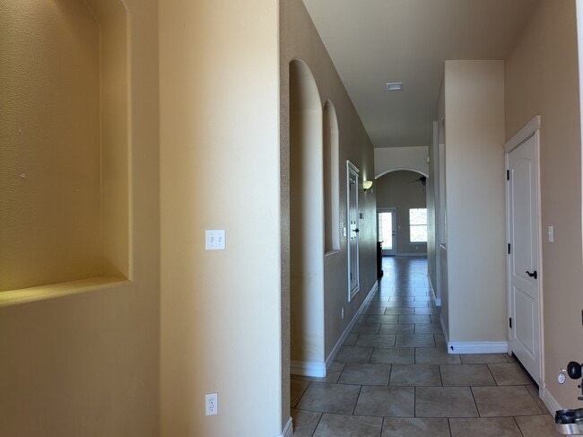 5545 Manuel Moreno Dr