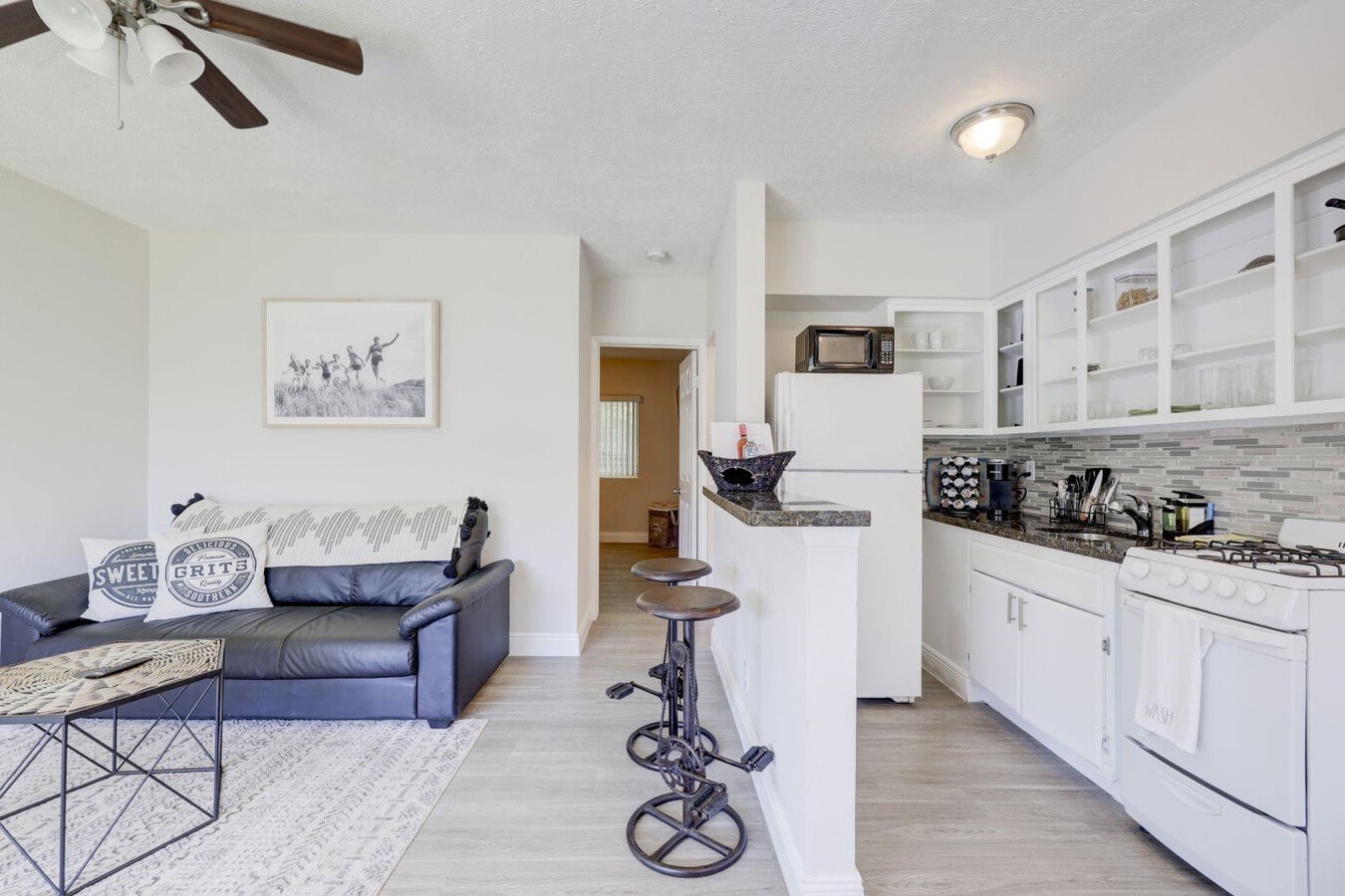 Photo - 741 Hibiscus Ave