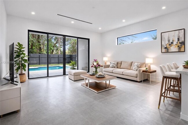 Photo - 5116 NW 3rd Ave