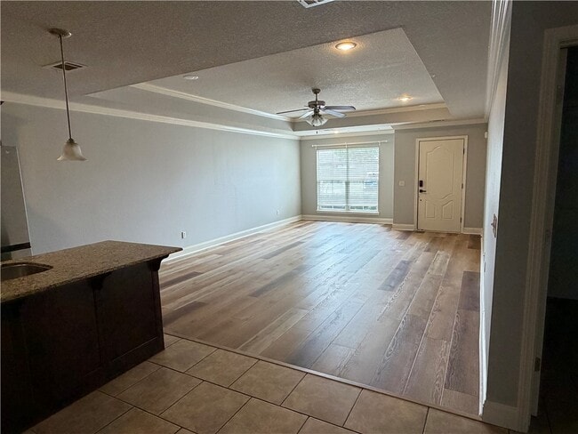 Photo - 1907 SW Stonegrove Rd