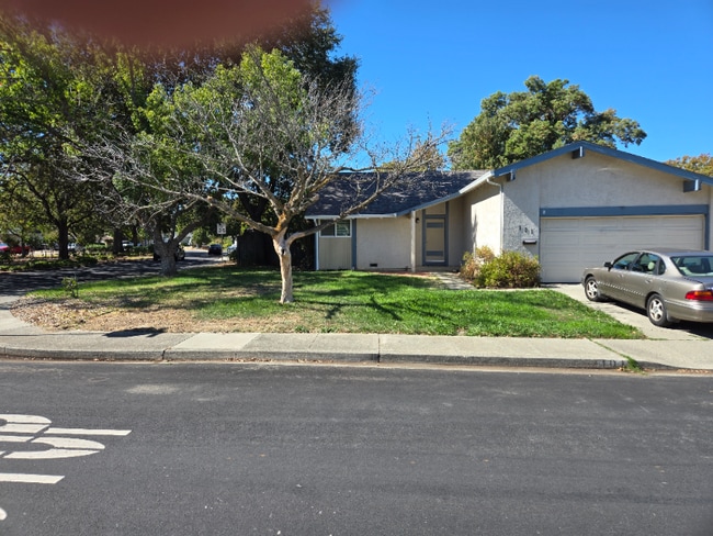 Photo - 101 Longview Dr