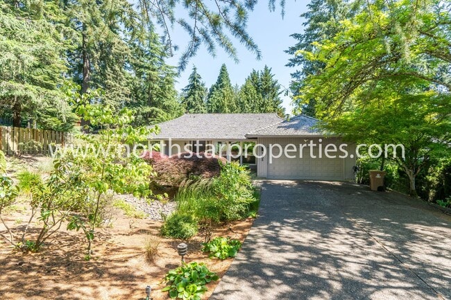 1405 Greentree Cir