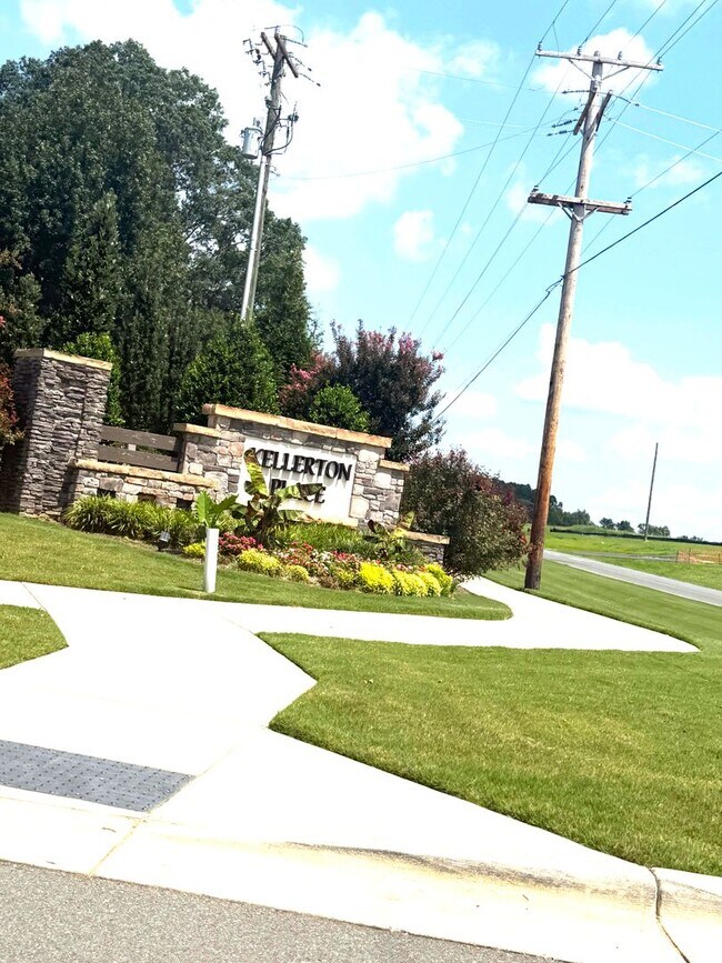 Photo - 336 Willowsford Dr