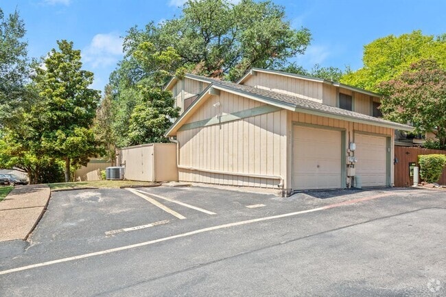 Building Photo - 901 Silver Quail Ln Rental