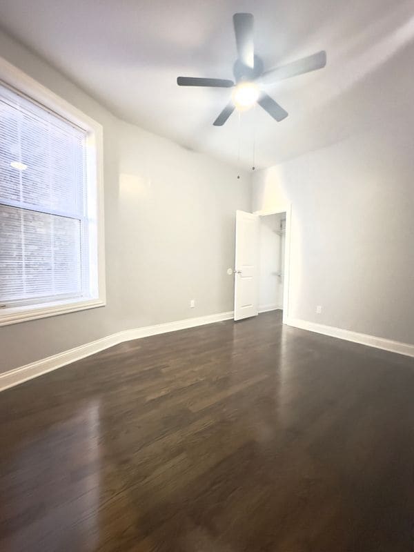 Photo - 908 W Montrose Ave