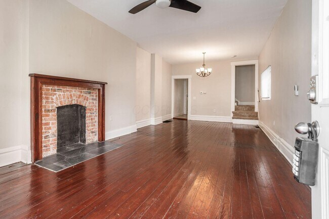 908 Ellsworth Ave