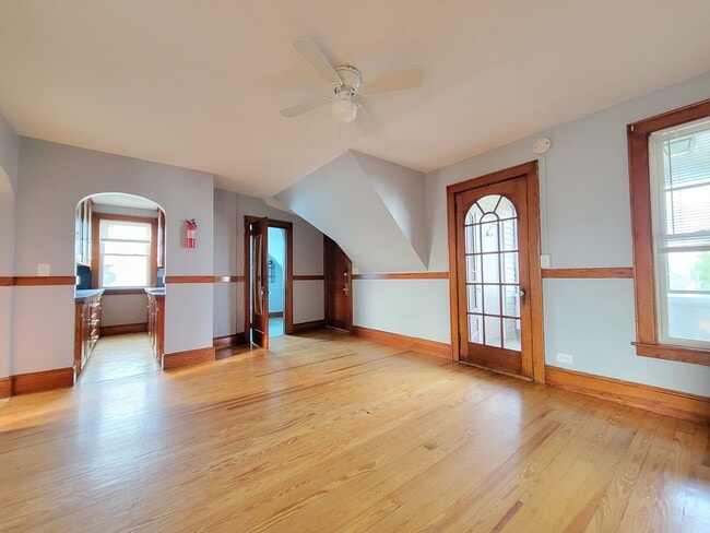 Photo - 402 Hevey St Unit 3