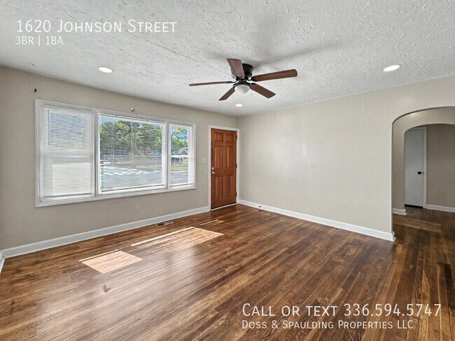 Photo - 1620 Johnson St