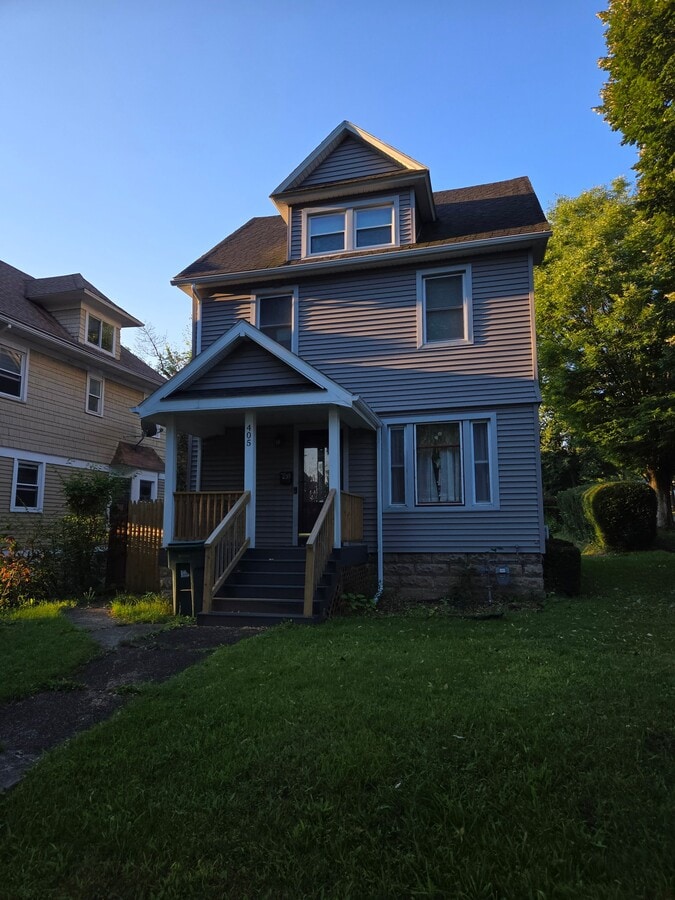 Photo - 405 Brooks Ave