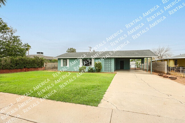 Photo - 1723 W Indianola Ave