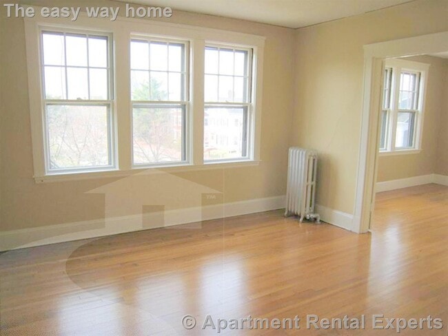 Photo - 172 Norfolk St Unit 2