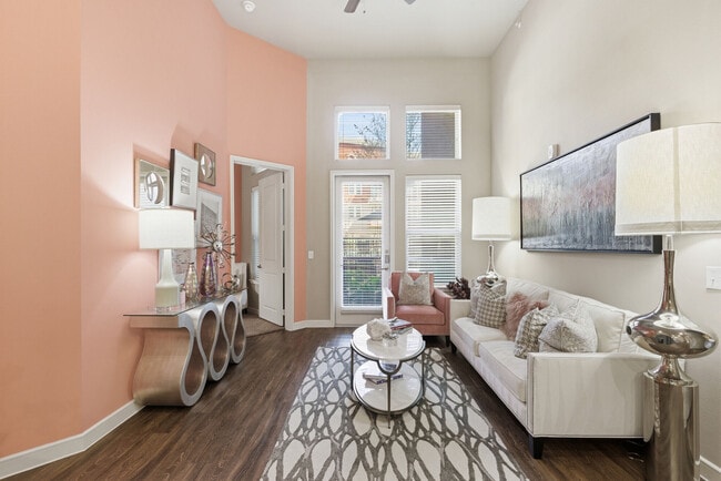 2BD, 2BA - 1137SF - Living Room