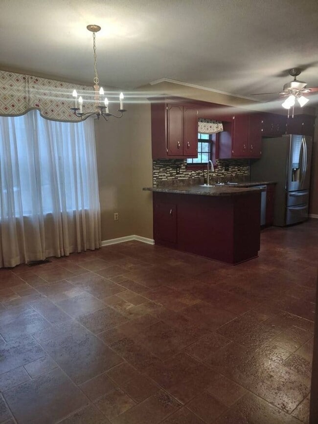 Photo - 3309 Tate Rd