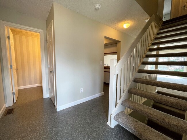 Photo - 2059 Coleman Dr