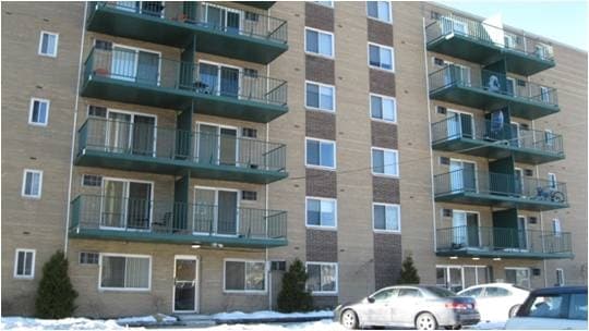 Coronet Club Apartments - Coronet Club Apartments