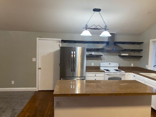 Photo - SINGLE LEVEL 3 BEDROOM LOCATED IN CULDESAC