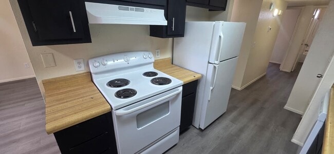1844 S Monterey Dr Unit 201