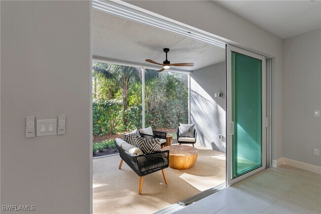 Building Photo - 2640 Seychelles Cir Unit 2802