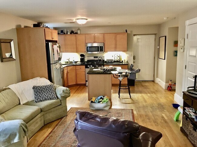 Photo - 245 Beacon St Unit 1