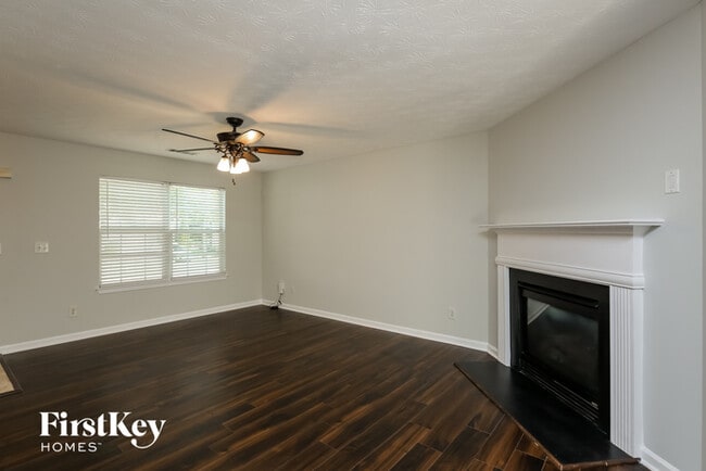 Photo - 152 Spring Walk Wy