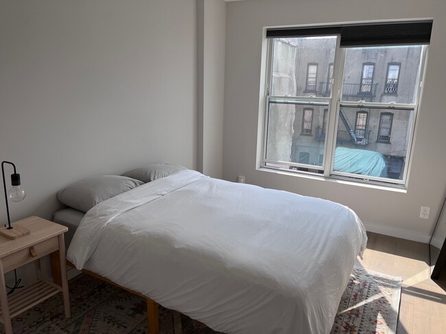 Photo - 1390 Putnam Ave Unit 4R