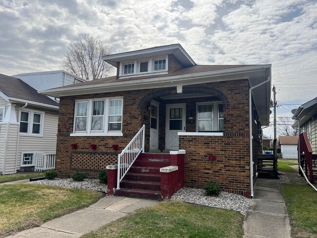 Building Photo - 331 157th St