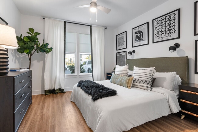 The Hadley Apartments apartments — community photo