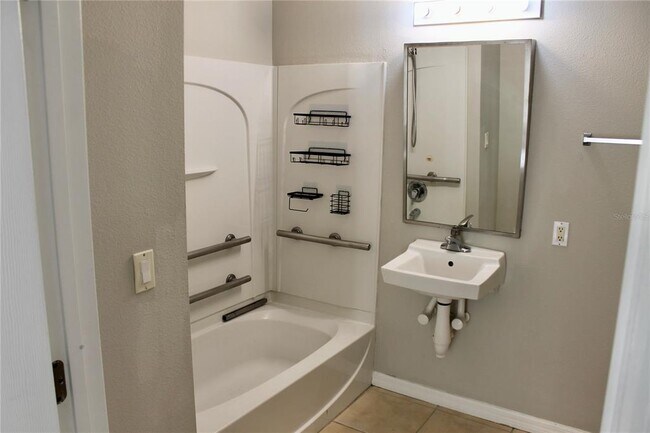 Photo - 2780 Club Cortile Cir Unit A