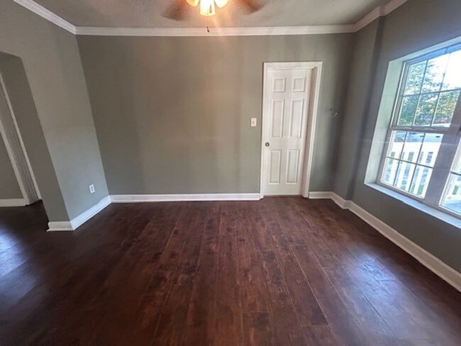 Photo - 3530 Beaumont Ave