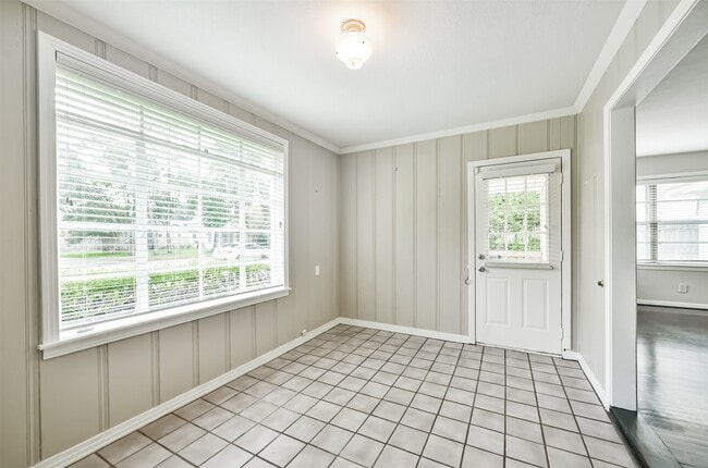 Photo - 4924 Palmetto St