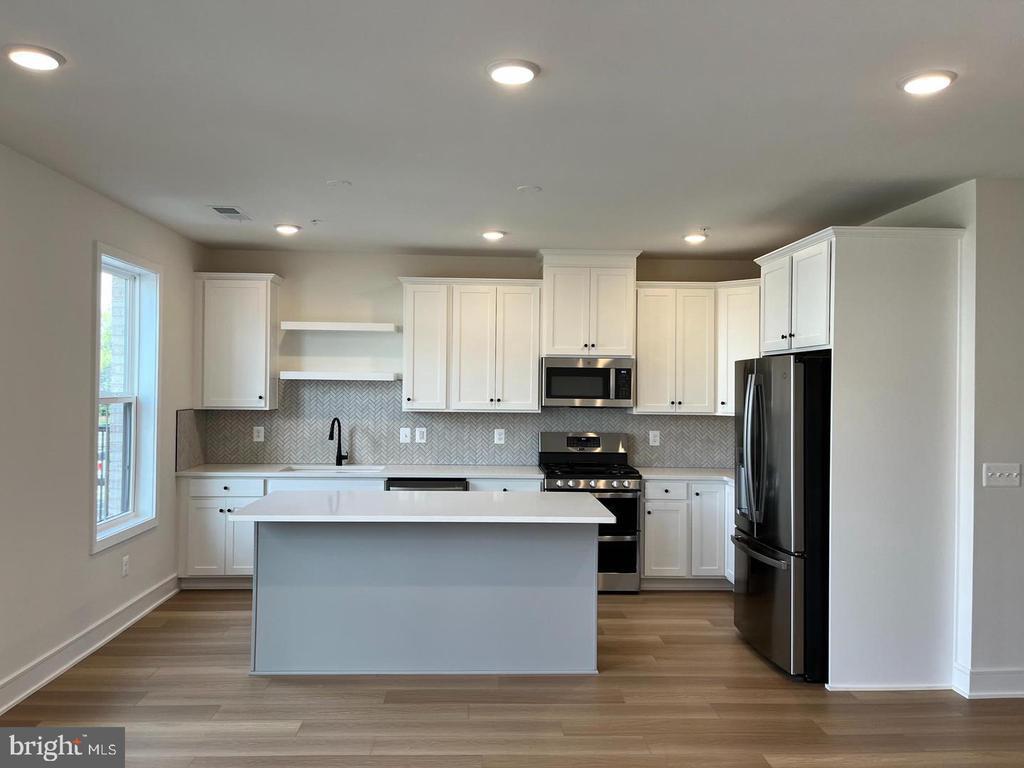 Photo - 43396 Farringdon Sq Townhome